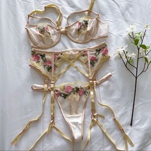 Skye Intimates Set - Champagne